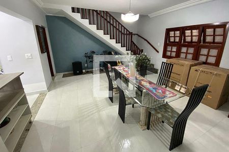 Casa à venda com 3 quartos, 234m² em Vila Metalúrgica, Santo André