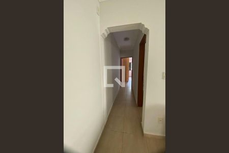 Casa à venda com 3 quartos, 180m² em Parque das Nações, Santo André