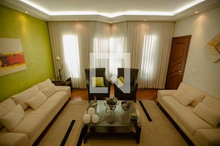 Casa à venda com 3 quartos, 233m² em Campestre, Santo André