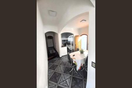 Casa à venda com 3 quartos, 200m² em Jardim Utinga, Santo André