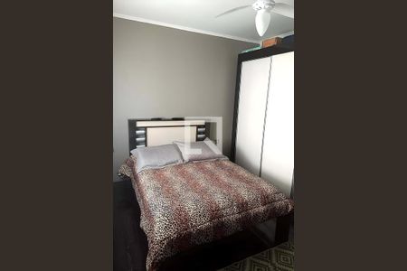 Casa à venda com 3 quartos, 200m² em Jardim Utinga, Santo André