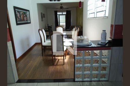 Casa à venda com 3 quartos, 137m² em Jardim Carioca, Rio de Janeiro