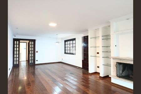 Sala de casa à venda com 3 quartos, 250m² em Vila Madalena, São Paulo
