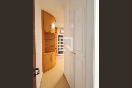 Suíte 1 de casa à venda com 3 quartos, 250m² em Vila Madalena, São Paulo