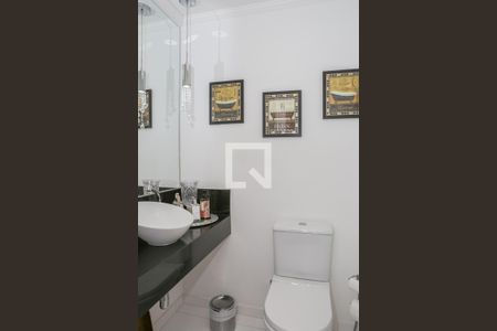 Lavabo de apartamento para alugar com 3 quartos, 130m² em Lapa, São Paulo