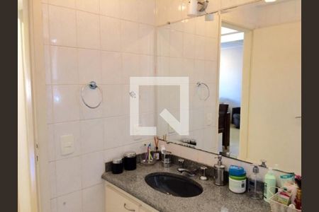 Apartamento à venda com 3 quartos, 98m² em Vila Olímpia, São Paulo
