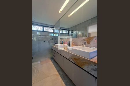 Casa à venda com 5 quartos, 497m² em Alphaville, Nova Lima