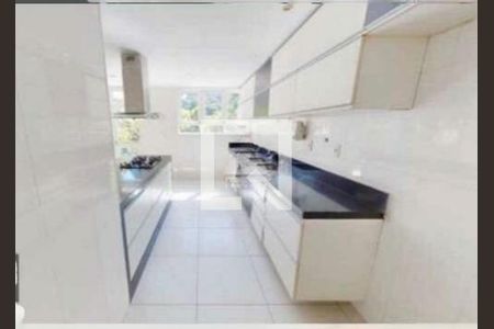 Casa à venda com 4 quartos, 450m² em Joá, Rio de Janeiro