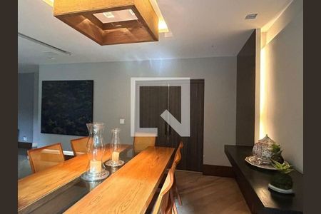 Apartamento à venda com 3 quartos, 220m² em Campo Belo, São Paulo