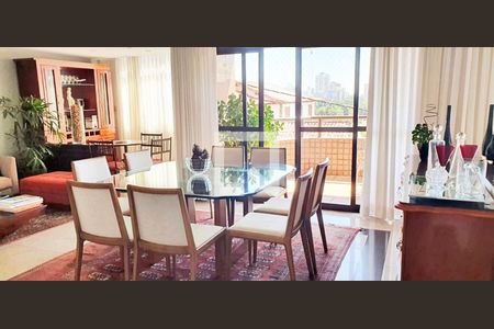 Apartamento à venda com 4 quartos, 194m² em Coracao de Jesus, Belo Horizonte