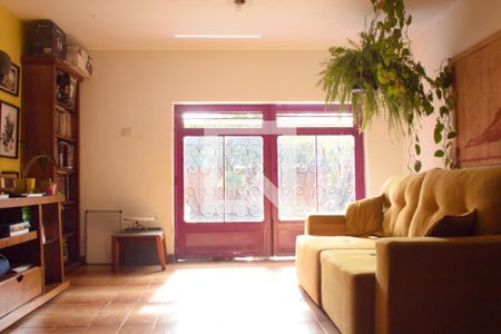 Casa à venda com 3 quartos, 280m² em Vila Curuçá, Santo André