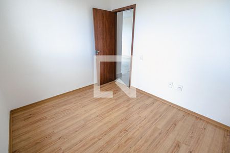 Quarto 2 de apartamento à venda com 2 quartos, 45m² em Juliana, Belo Horizonte