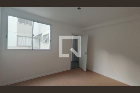 Sala de apartamento para alugar com 2 quartos, 61m² em Centro, Contagem