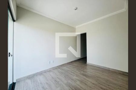 Casa à venda com 2 quartos, 120m² em Candelária, Belo Horizonte