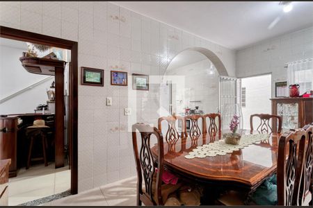 Casa à venda com 3 quartos, 250m² em Jardim Caravelas, São Paulo