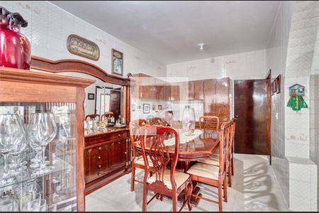 Casa à venda com 3 quartos, 250m² em Jardim Caravelas, São Paulo