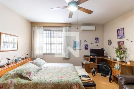 Casa à venda com 4 quartos, 447m² em Jardim Marajoara, São Paulo