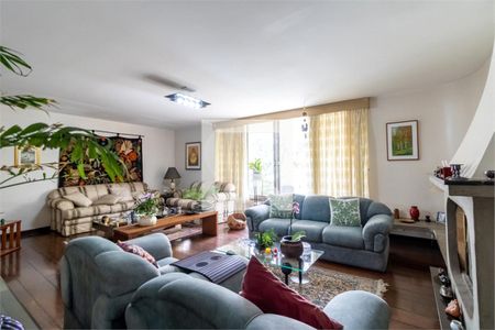 Casa à venda com 4 quartos, 447m² em Jardim Marajoara, São Paulo