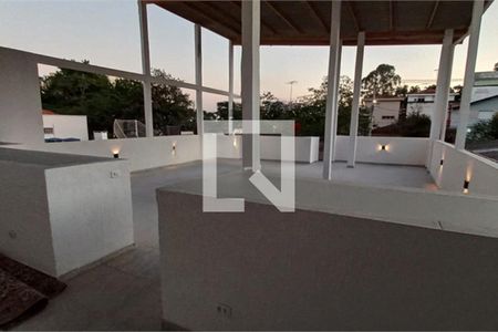 Casa à venda com 3 quartos, 250m² em Santo Amaro, São Paulo
