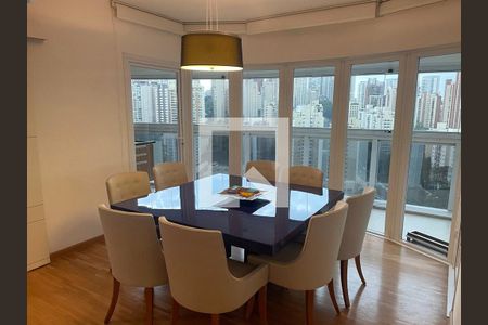 Apartamento à venda com 4 quartos, 244m² em Vila Suzana, São Paulo