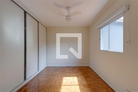 Casa à venda com 3 quartos, 226m² em Jardim Petropolis, São Paulo