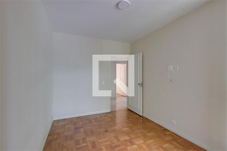 Casa à venda com 3 quartos, 226m² em Jardim Petropolis, São Paulo