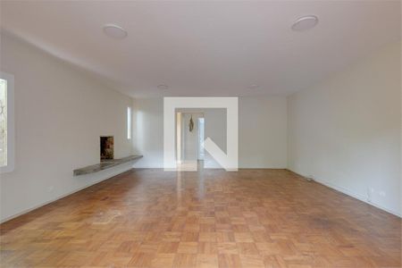 Casa à venda com 3 quartos, 226m² em Jardim Petropolis, São Paulo