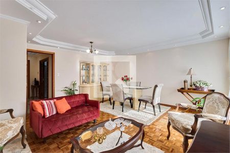 Casa à venda com 3 quartos, 162m² em Chácara Monte Alegre, São Paulo