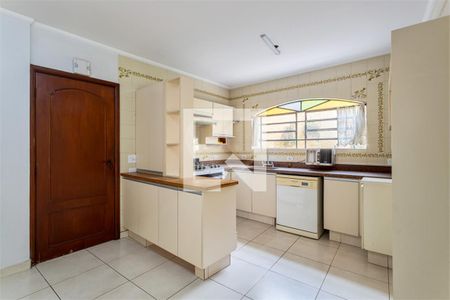 Casa de Condomínio à venda com 4 quartos, 245m² em Campininha, São Paulo