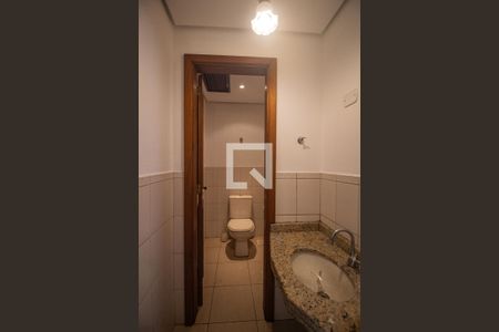 Lavabo de casa para alugar com 3 quartos, 267m² em Ipanema, Porto Alegre
