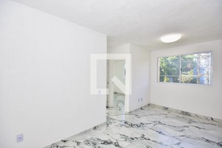 Sala de apartamento para alugar com 2 quartos, 42m² em Jardim Paris, São Paulo