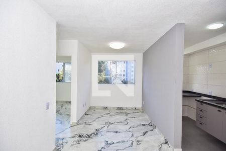 Sala de apartamento para alugar com 2 quartos, 42m² em Jardim Paris, São Paulo