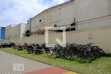Bicicletário de apartamento para alugar com 2 quartos, 77m² em Anil, Rio de Janeiro