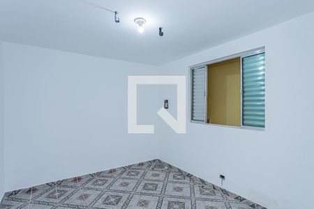 Quarto 2 de casa para alugar com 2 quartos, 70m² em Vila Pereira Cerca, São Paulo