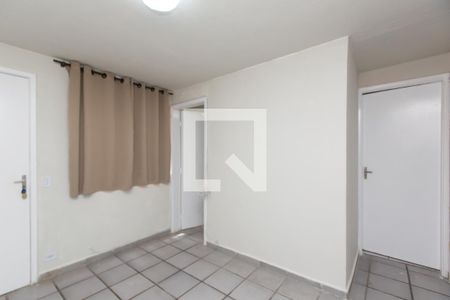 Sala de apartamento para alugar com 2 quartos, 45m² em Jardim Tua, São Paulo
