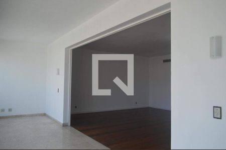 Apartamento à venda com 3 quartos, 280m² em Copacabana, Rio de Janeiro