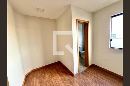 Casa à venda com 3 quartos, 128m² em Santa Monica, Belo Horizonte
