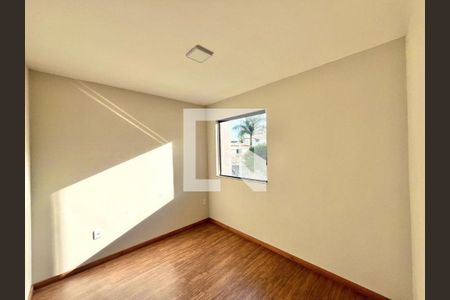 Casa à venda com 3 quartos, 128m² em Santa Monica, Belo Horizonte