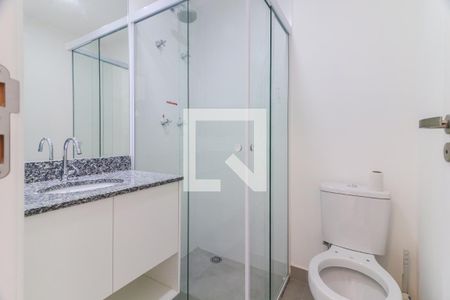 Banheiro de apartamento para alugar com 1 quarto, 37m² em Butantã, São Paulo
