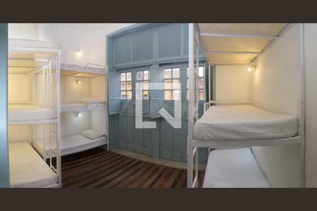 Casa à venda com 7 quartos, 240m² em Catete, Rio de Janeiro