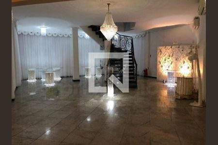Casa à venda com 3 quartos, 500m² em Vila da Penha, Rio de Janeiro