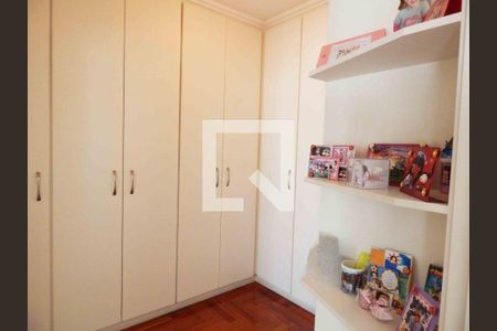Casa à venda com 4 quartos, 430m² em Interlagos, São Paulo
