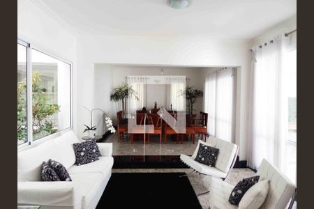 Casa à venda com 4 quartos, 430m² em Interlagos, São Paulo