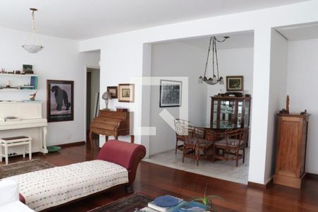 Apartamento à venda com 3 quartos, 140m² em Santa Cecilia, São Paulo