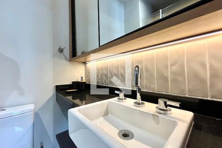 Banheiro de kitnet/studio para alugar com 1 quarto, 29m² em Vila Clementino, São Paulo