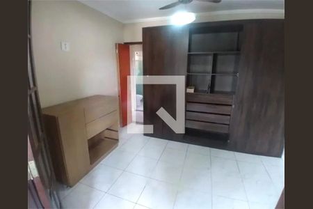 Casa à venda com 2 quartos, 66m² em Jardim São Luís (zona Leste), São Paulo