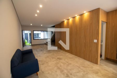 Sala de casa à venda com 3 quartos, 180m² em Campo Belo, São Paulo