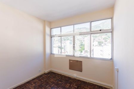 Quarto 1 de apartamento à venda com 4 quartos, 120m² em Tijuca, Rio de Janeiro