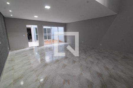 Sala de casa para alugar com 2 quartos, 162m² em Parque São Quirino, Campinas