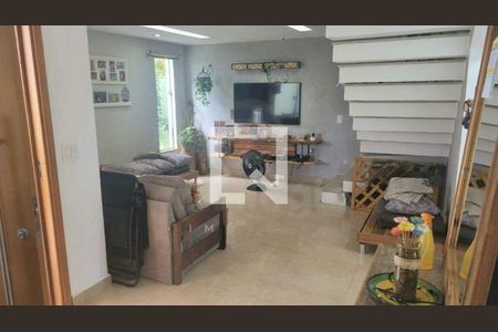 Casa à venda com 4 quartos, 270m² em Vargem Pequena, Rio de Janeiro